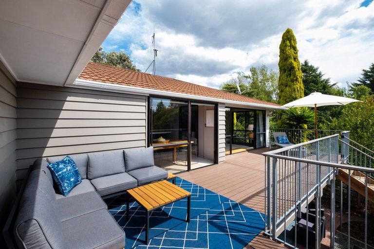 Photo of property in 89 James Cook Street, Havelock North, 4130