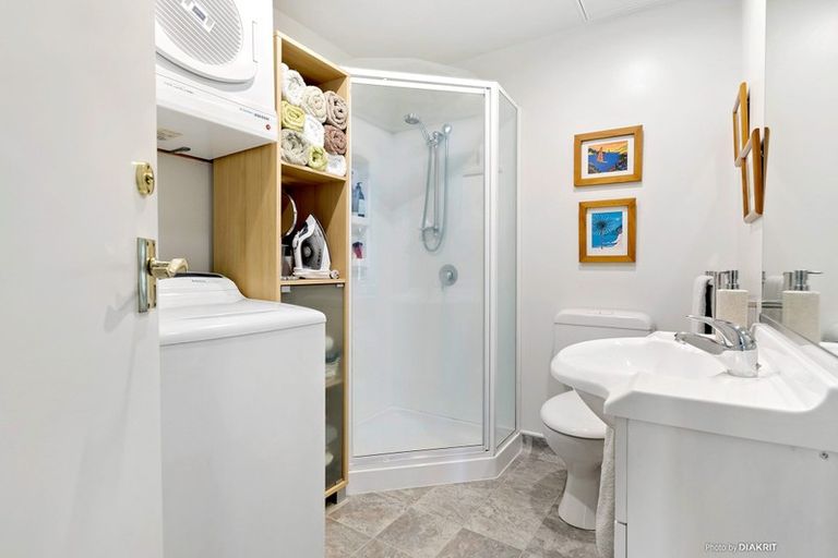 Photo of property in Courtenay Apartments, 512/120 Courtenay Place, Te Aro, Wellington, 6011