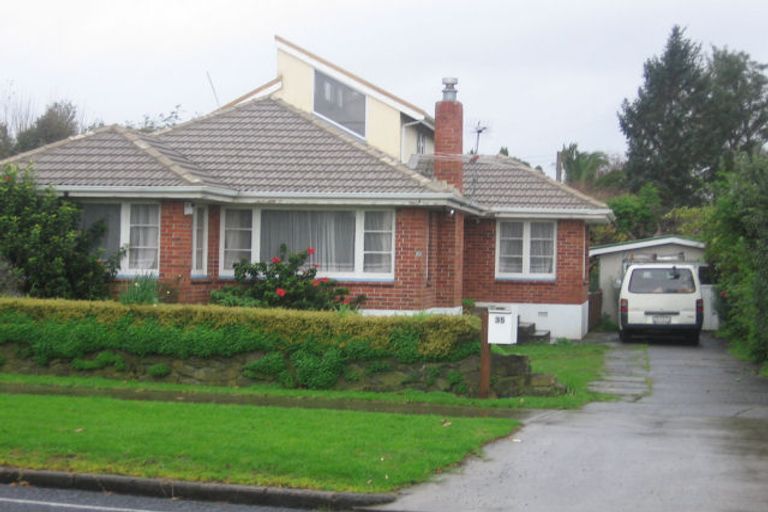 Photo of property in 35 Pembroke Street, Papatoetoe, Auckland, 2025