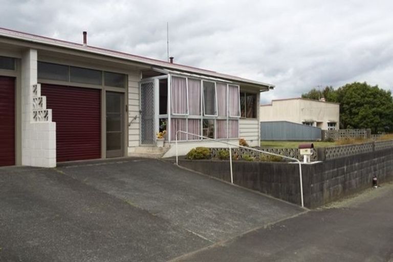 Photo of property in 305 Ruahine Street, Terrace End, Palmerston North, 4410
