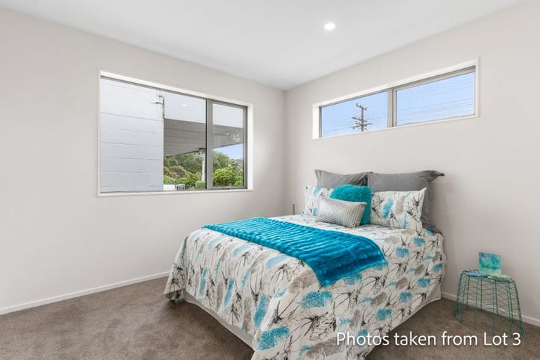 Photo of property in 1e Stottholm Road, Titirangi, Auckland, 0604