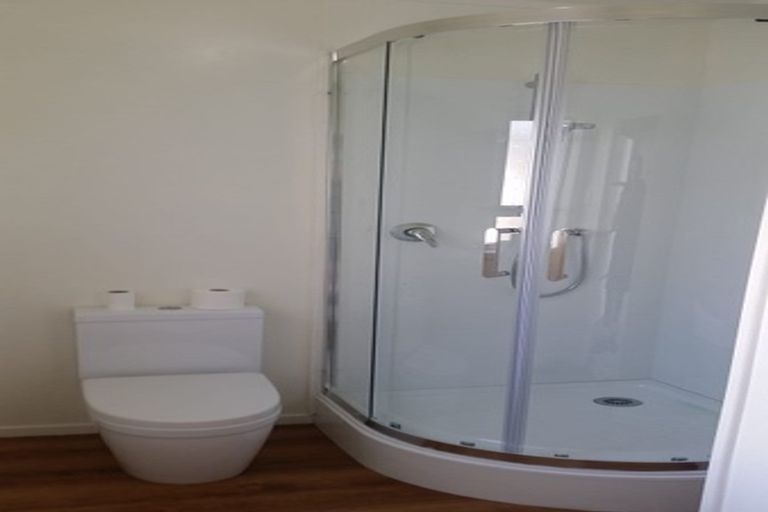 Photo of property in 8/16 Rutland Road, Stanley Point, Auckland, 0624