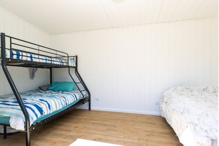 Photo of property in 168 Waikawa Road, Picton, 7220