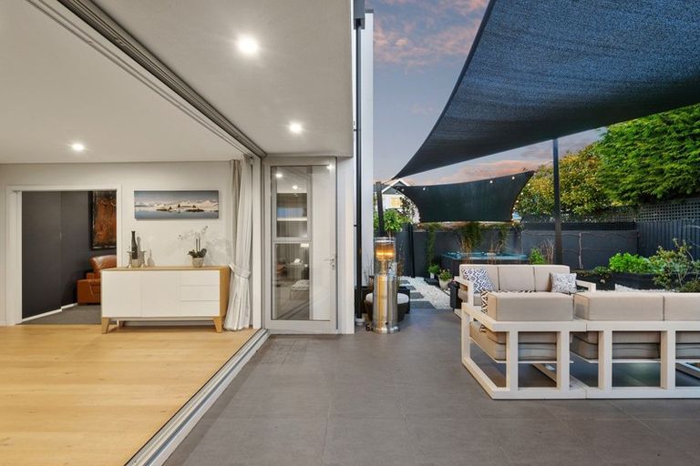 Photo of property in 37b Rossall Street, Merivale, Christchurch, 8014