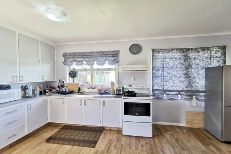 Photo of property in 22 Keats Crescent, Enderley, Hamilton, 3214