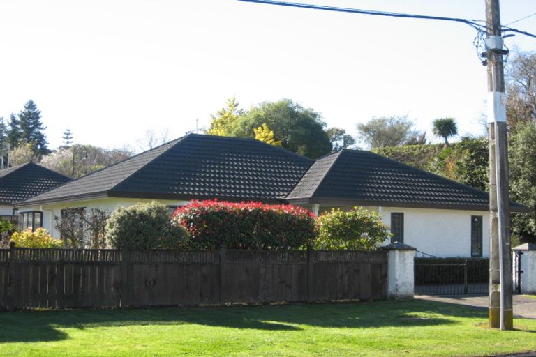 Photo of property in 1 Laing Cove, Havelock North, 4130