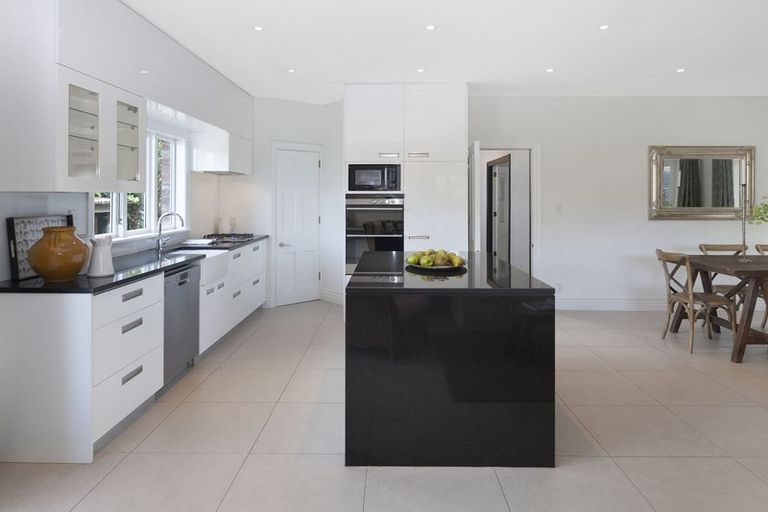 Photo of property in 20 Poynder Avenue, Merivale, Christchurch, 8014