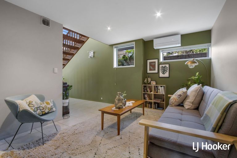 Photo of property in 28 Reo Crescent, Waihi Beach, 3611