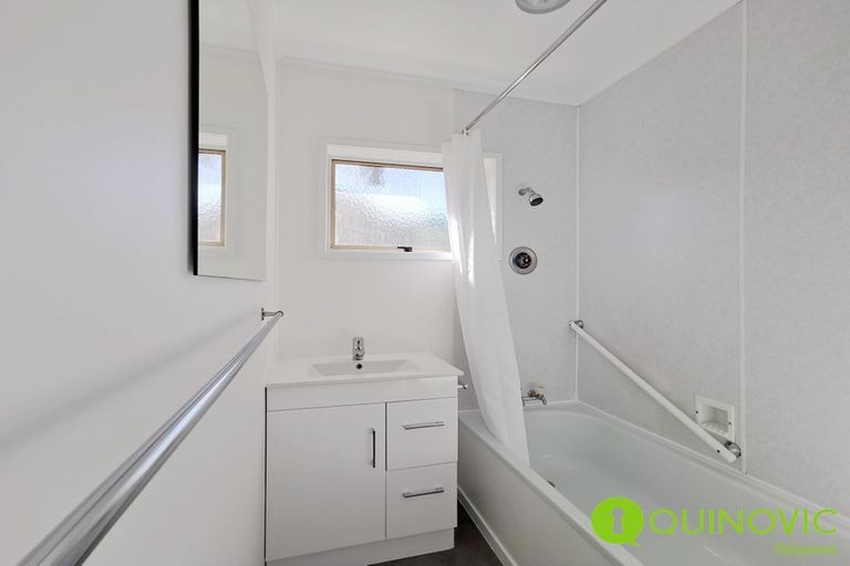 Photo of property in 3/3 Fifeshire Street, Belmont, Auckland, 0622