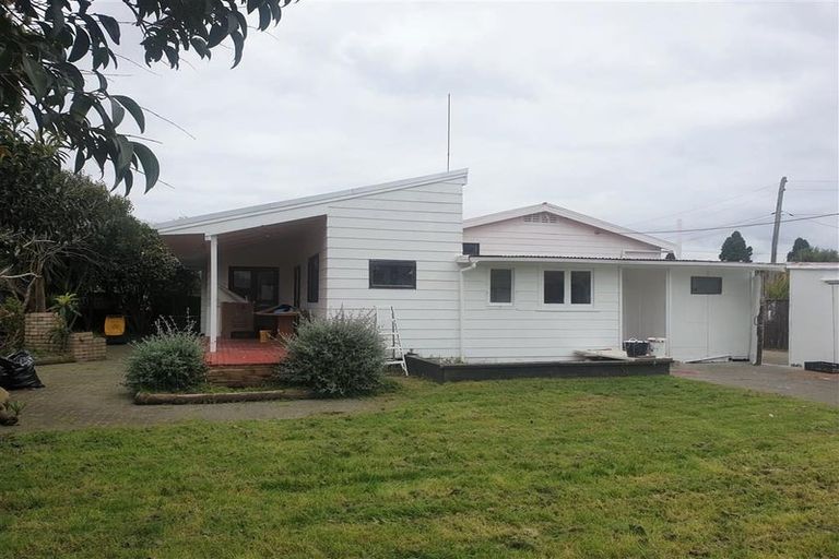 Photo of property in 94 Clevedon Road, Papakura, 2110