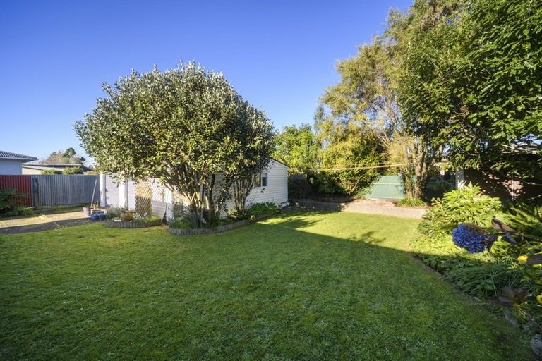 Photo of property in 8 Conway Place, Terrace End, Palmerston North, 4410