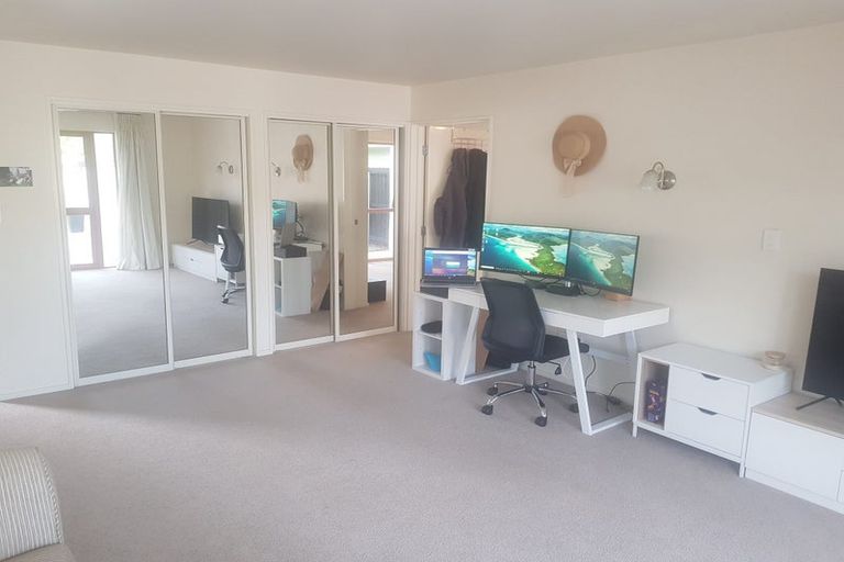 Photo of property in 2 Bay View Road, Moncks Bay, Christchurch, 8081