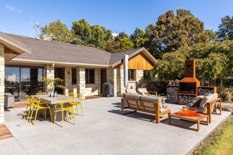 Photo of property in 201 Egmont Road, Hillsborough, New Plymouth, 4372