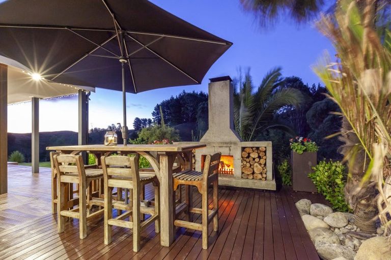 Photo of property in 105 Waterfall Road, Paraparaumu, 5032