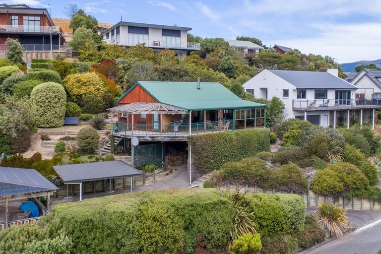 Photo of property in 39 Bayview Crescent, Duvauchelle, 7581