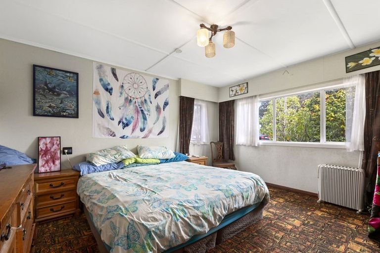 Photo of property in 34 West Coast Road, Glen Eden, Auckland, 0602