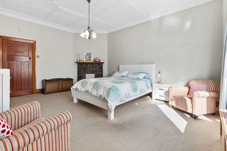 Photo of property in 265 Macandrew Road, Forbury, Dunedin, 9012