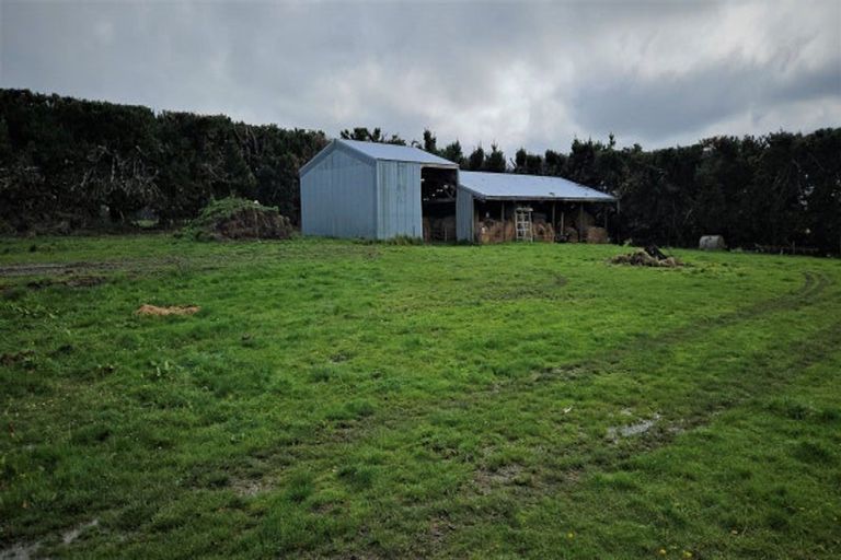 Photo of property in 420 Dunrobin Road, Fuchsia Creek, Oamaru, 9491