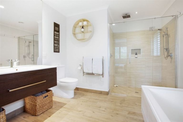 Photo of property in 26 Kohia Way, Huapai, Kumeu, 0810