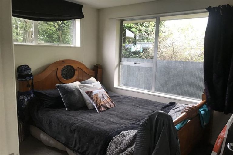 Photo of property in 74 Warren Crescent, Hillmorton, Christchurch, 8025