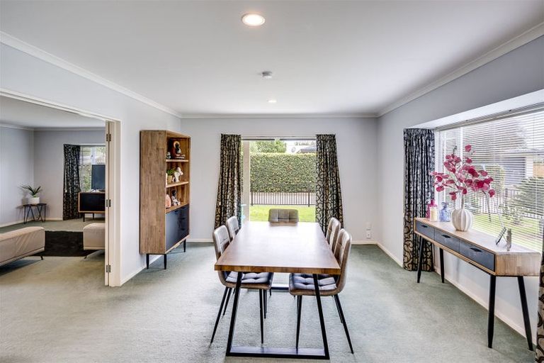 Photo of property in 525a Main North Road, Bay View, Napier, 4104