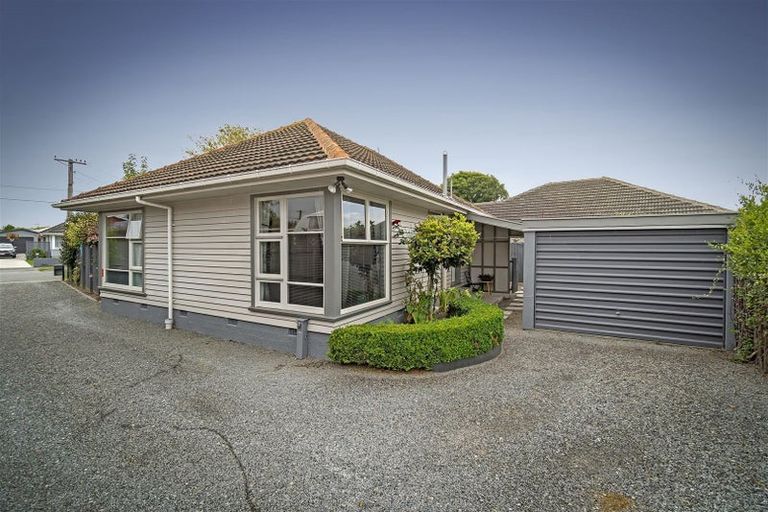 Photo of property in 24 Pembroke Street, Avondale, Christchurch, 8061