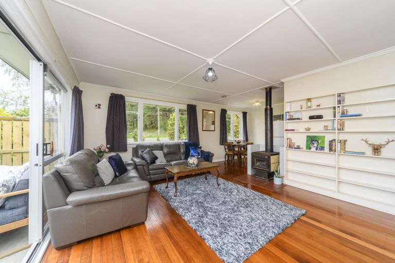 Photo of property in 25 Andrew Avenue, Roslyn, Palmerston North, 4414