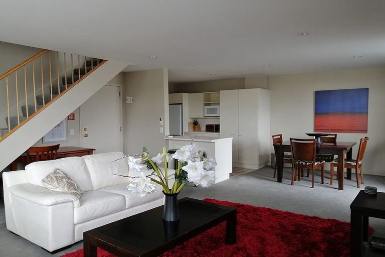 Photo of property in 4/69 Carlton Mill Road, Merivale, Christchurch, 8014