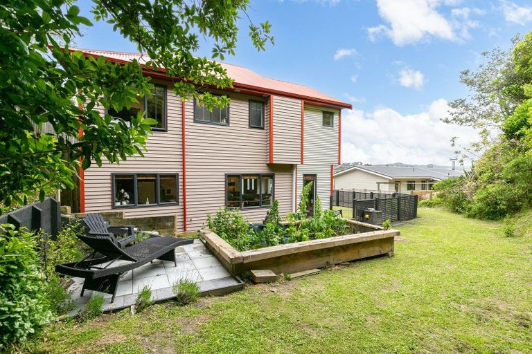 Photo of property in 19b Sheridan Terrace, Johnsonville, Wellington, 6037