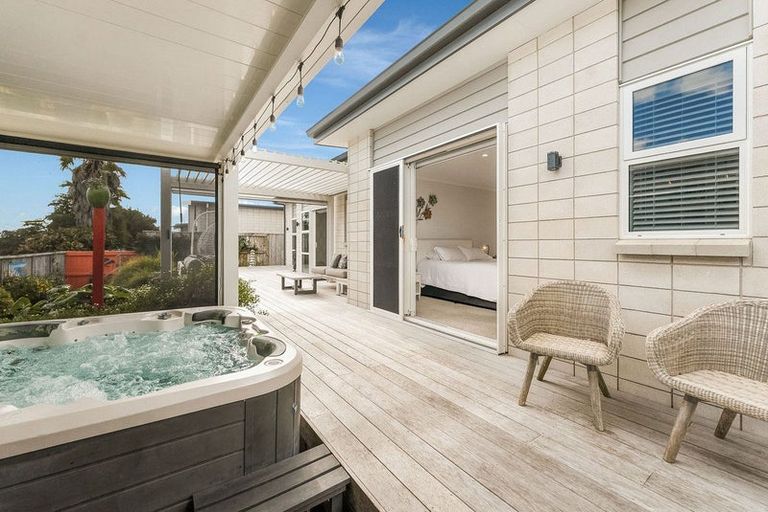 Photo of property in 37 Excelsa Place, Papamoa Beach, Papamoa, 3118