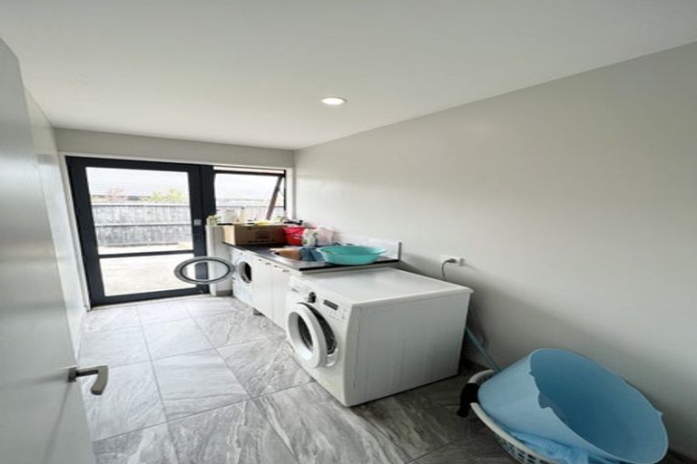 Photo of property in 34 Davaar Crescent, Broomfield, Christchurch, 8042