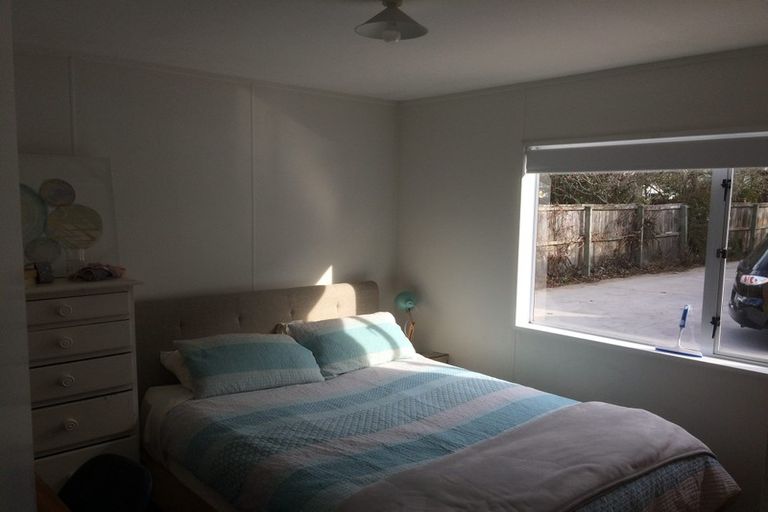 Photo of property in 30a Roche Avenue, Upper Riccarton, Christchurch, 8041