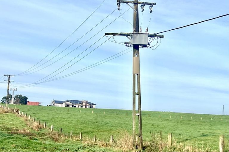 Photo of property in 35 Heads Road, Woodlands, Invercargill, 9871