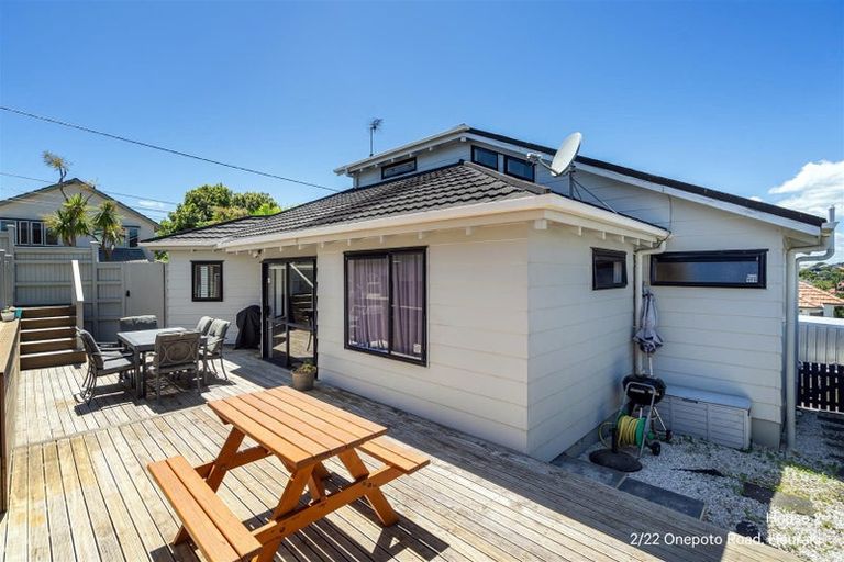 Photo of property in 2/22 Onepoto Road, Hauraki, Auckland, 0622