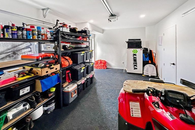 Photo of property in 19 Konoba Avenue, Kumeu, 0810