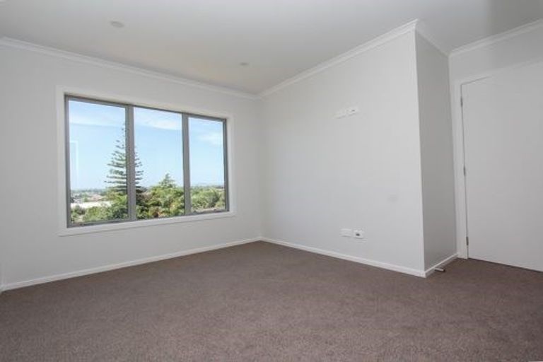 Photo of property in 17/19 Ruakiwi Road, Hamilton Lake, Hamilton, 3204