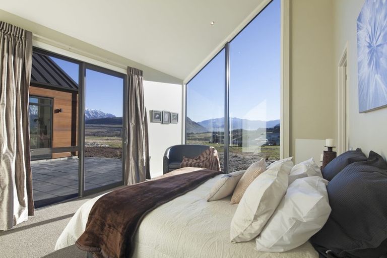 Photo of property in 64 Kittyhawk Drive, Kinloch, Taupo, 3377