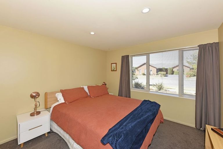 Photo of property in 26 Kaniere Avenue, Hei Hei, Christchurch, 8042