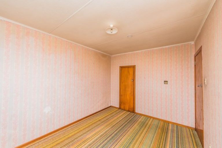 Photo of property in 31 Titoki Street, Castlecliff, Whanganui, 4501