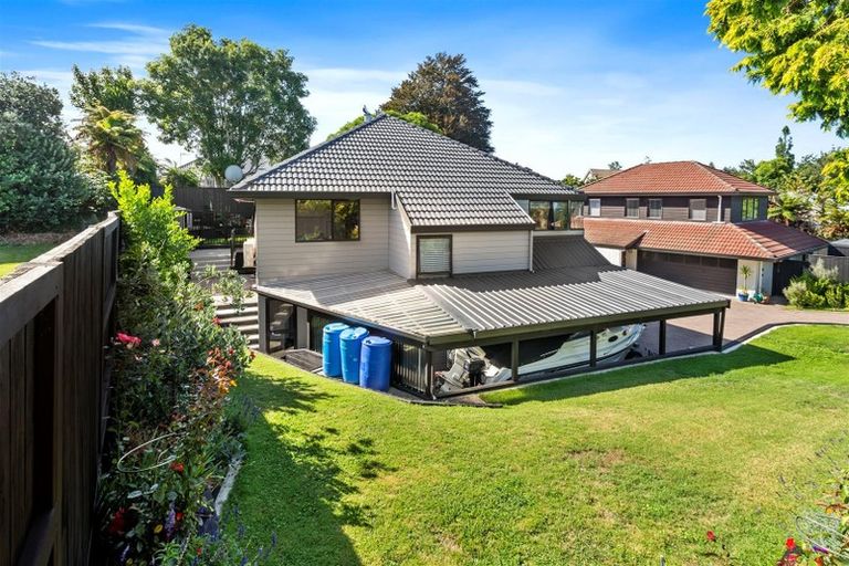 Photo of property in 39a Grand Vue Road, Kawaha Point, Rotorua, 3010