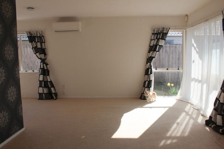 Photo of property in 31 Maurice Borich Place, Henderson, Auckland, 0610