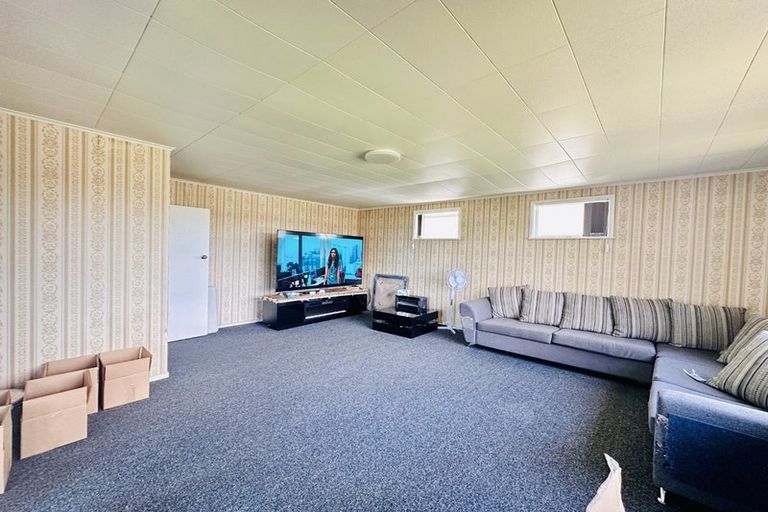 Photo of property in 47 Friesian Drive, Mangere, Auckland, 2022