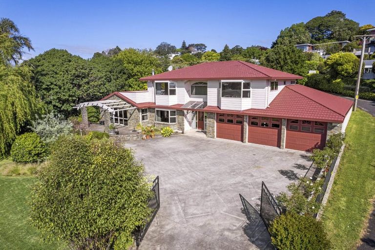 Photo of property in 333 Devon Street West, New Plymouth, 4310