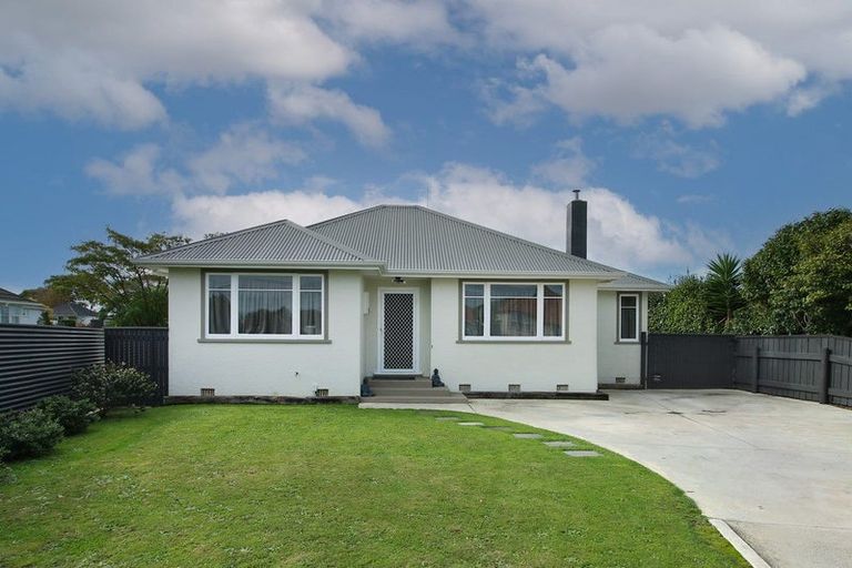 Photo of property in 15 Severn Terrace, Roslyn, Palmerston North, 4414