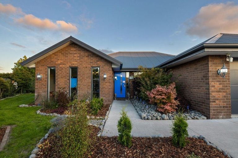 Photo of property in 11 Wakeman Way, Kaiapoi, 7630