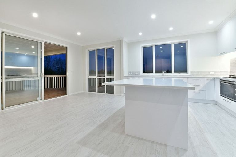 Photo of property in 23 Admiralty Rise, Gulf Harbour, Whangaparaoa, 0930