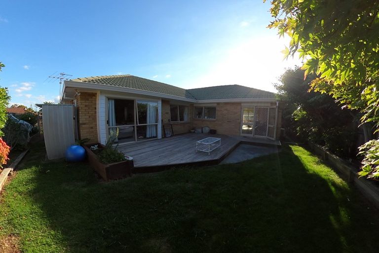 Photo of property in 1/5 West Fairway, Golflands, Auckland, 2013