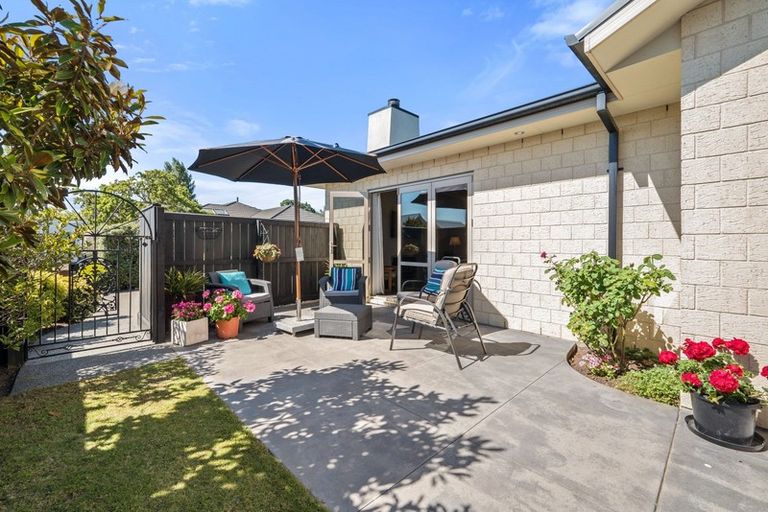 Photo of property in 5 Millpark Place, Northwood, Christchurch, 8051