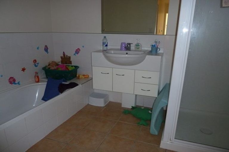 Photo of property in 17c Langana Avenue, Browns Bay, Auckland, 0630