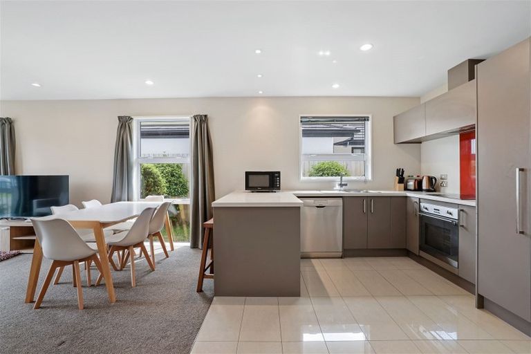 Photo of property in 10 Capil Court, Halswell, Christchurch, 8025